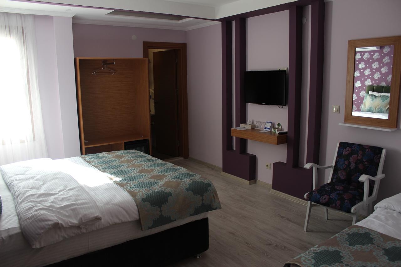 Safran Palas Yenifoca Room photo